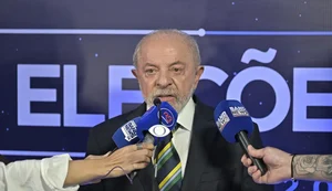 Lula autoriza quebra de sigilo bancário se Flávio fizer o mesmo