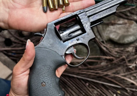 Homem é preso em Canapi por posse ilegal de arma e munições