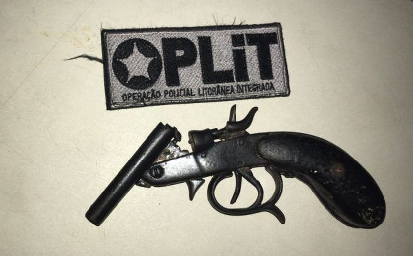 Oplit prende homem com arma de fogo em Cruz das Almas