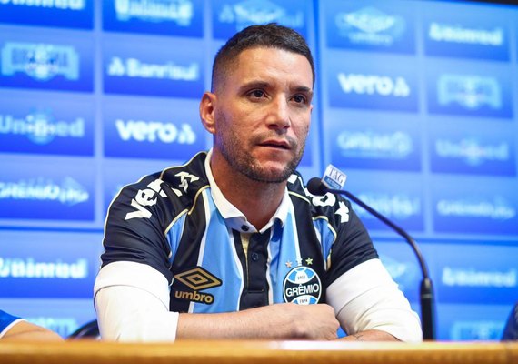 Sport confirma contratação do meia Thiago Neves