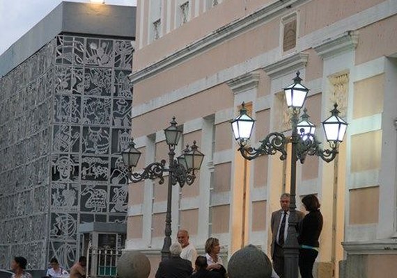 Assembleia derruba veto e mantém aumento nos recursos destinados à Saúde