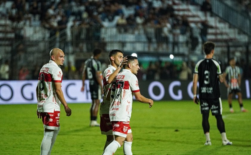 CRB derrota o Athletic no interior mineiro e entra no G6 da Série B