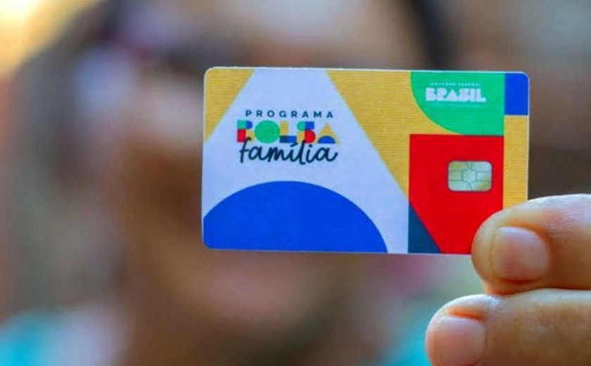 Com reajuste de 15,04%, Bolsa Família tem pagamento unificado em Alagoas