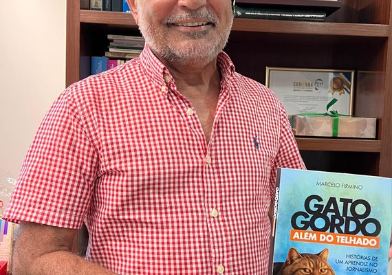 Jornalista Marcelo Firmino lança dia 8 de novembro   o livro Gato Gordo além do telhado na 11ª Bienal