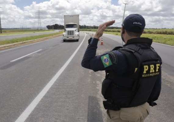 Vai pegar a estrada no Feriado? Confira 5 dicas para viajar com segurança