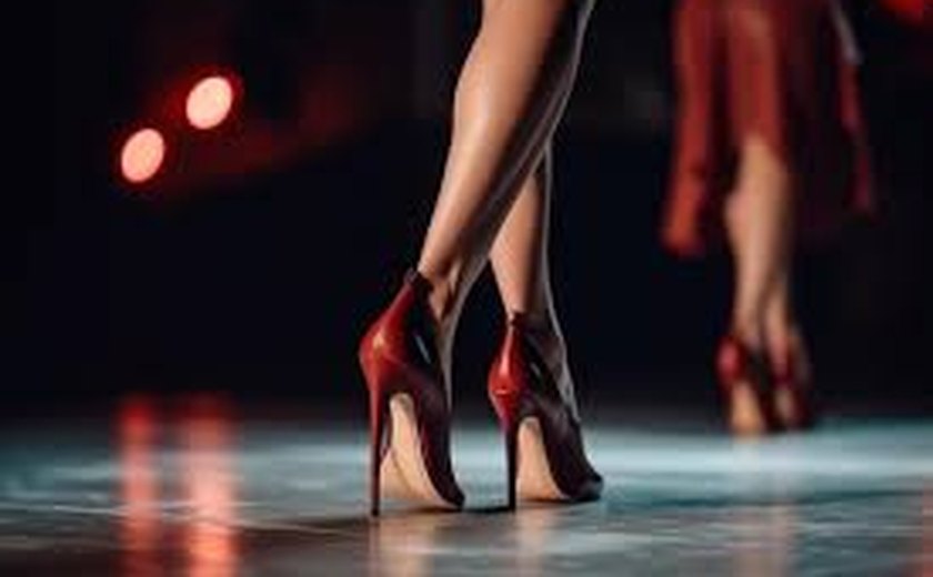 Homem é vítima de extorsão por profissional do sexo e seu companheiro em Maceió