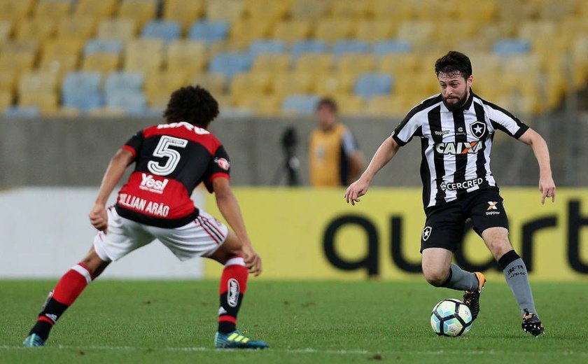 Falta de criação de jogadas vira problema no Botafogo