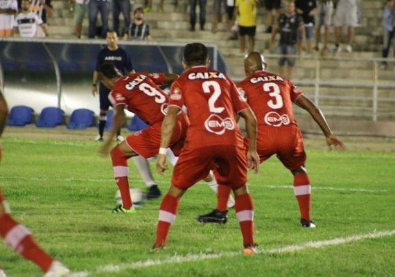 CRB começa a temporada com vitória sobre o Treze por 2 a 1
