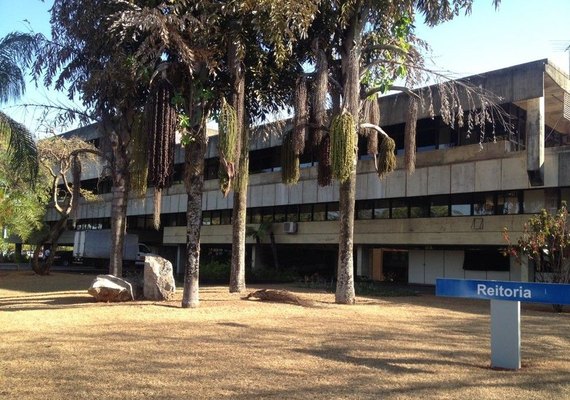 Reitores de universidades federais recusam volta às aulas em janeiro