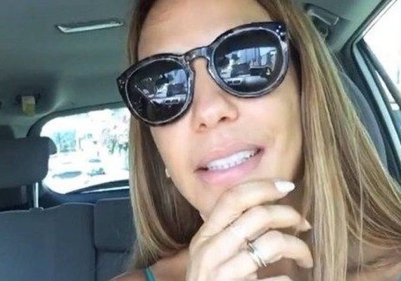 Ivete Sangalo fica sem carro e surpreende fã ao pedir carona