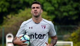 River Plate pretende tirar atacante Lucas Pratto do São Paulo