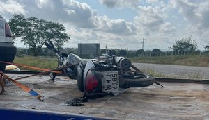 Condutor morre após perder controle de moto e cair em trecho da AL-220