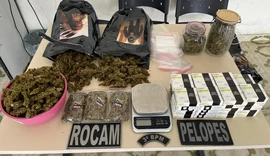 Homem é preso com mais de um quilo de maconha e mais de mil comprimidos de Rohypnol em Arapiraca