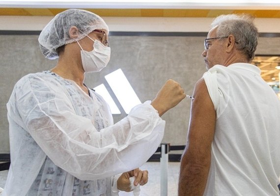 Início da quadra chuvosa acende alerta para aumento de síndromes gripais em Maceió