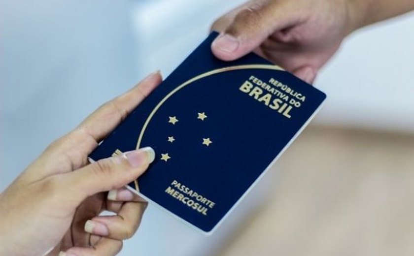 PF anuncia suspensão da emissão de novos passaportes