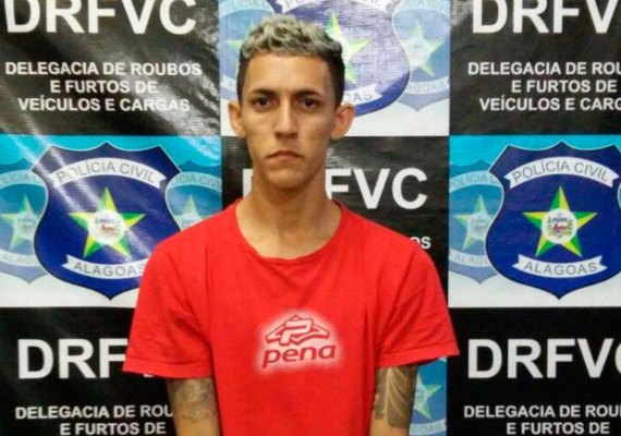 PC detém jovem em Maceió e recupera moto roubada em São Luiz do Quitunde