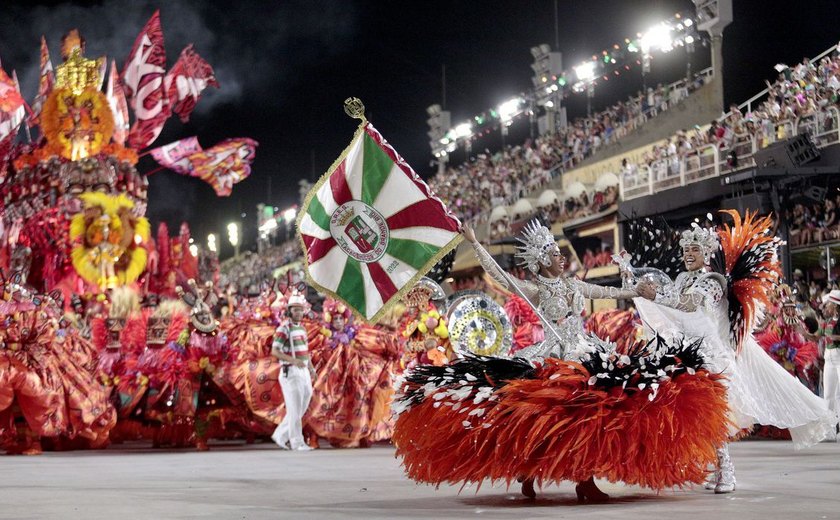 Grande Rio é campeã do carnaval do Rio pela primeira vez