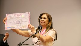 Senadora Dra. Eudócia dedica Comenda da Ordem da Rosa JK às mulheres alagoanas