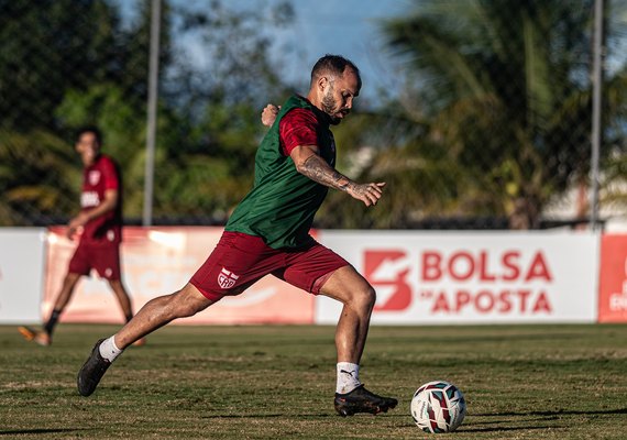 CRB se reapresenta com atividades em dois períodos no CT Ninho do Galo