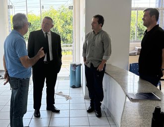 Presidente do TRE/AL visita 19ª Zona Eleitoral e acompanha plantão em Santana do Ipanema
