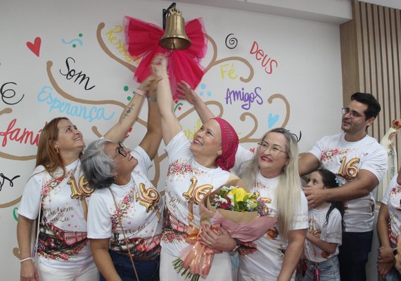 Enfermeira transforma luta contra o câncer em movimento de fé, acolhimento e esperança