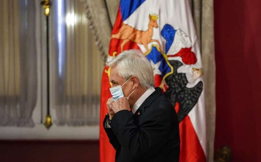 Chile aprova abertura de impeachment do presidente Sebastián Piñera