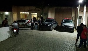 PC encontra explosivos em depósito de secretaria municipal de Colônia