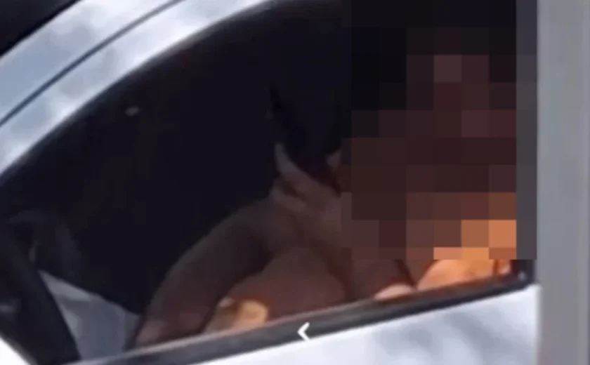 Defesa afirma que motorista filmado em Penedo tinha problema de pele e nega ato obsceno