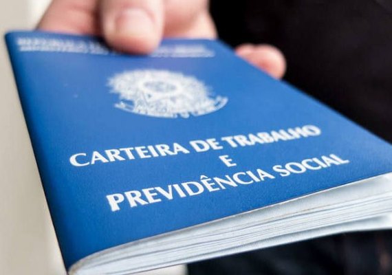 Desemprego fica em 13,7% no 1º trimestre de 2017 e atinge 14,2 milhões