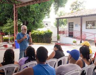 TRE participa de ação com atendimentos e palestra na Pestalozzi