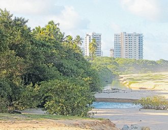 União diz que responsabilidade de fiscalizar áreas de Marinha é do Plano Diretor