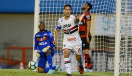 Hernanes volta a ser decisivo e São Paulo vence Atlético-GO fora de casa