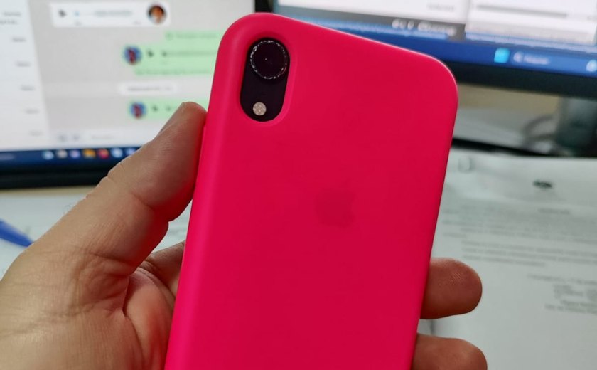 Mulher tem celular roubado em missa e polícia recupera aparelho em Penedo