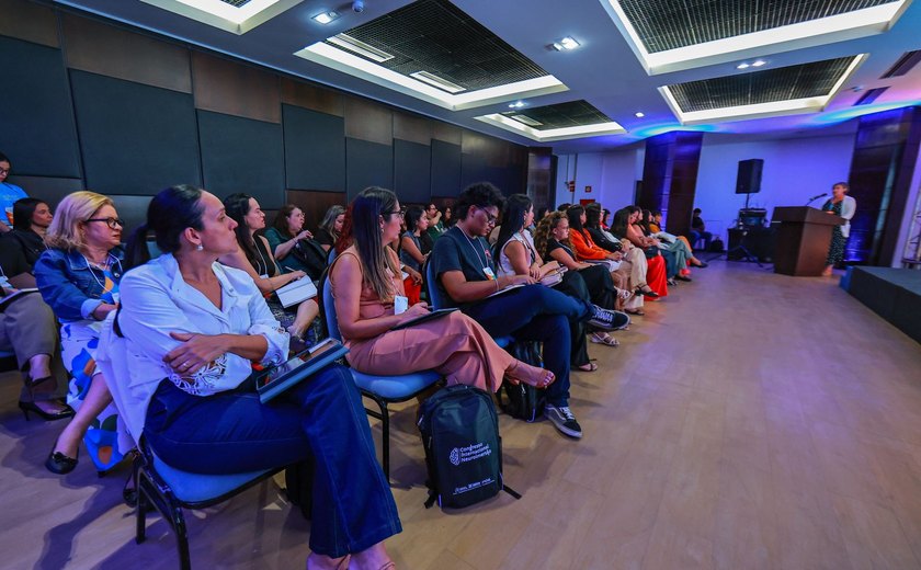 Neuroimersão reúne especialistas em autismo em Maceió