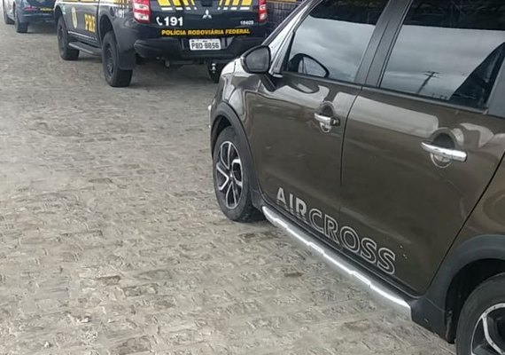 PRF prende dois homens por receptação e recupera um veículo em Alagoas
