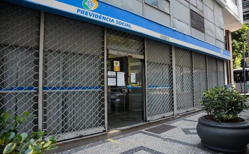 Aposentadoria dos professores em 2026: regras seguem em transição e exigem mais planejamento