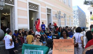 Servidores lotam a Assembleia contra reforma da Previdência de Renan Filho