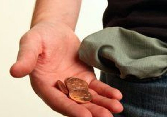 65% dos brasileiros não possuem reserva financeira, mostra indicador