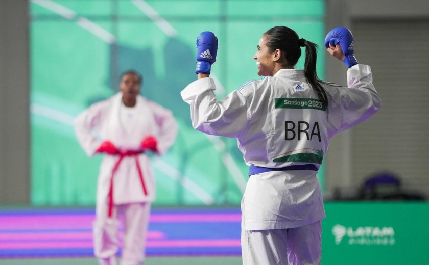 Bárbara Hellen é ouro e karatê brasileiro fecha participação com seis medalhas