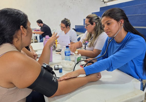 Prefeitura de Maceió monta força-tarefa para atender famílias no Vale do Reginaldo