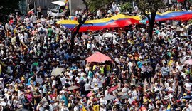 Manifestantes saem às ruas em várias cidades da Venezuela