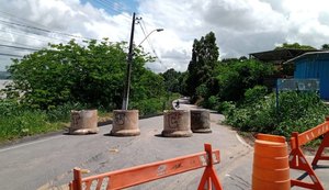 SMTT alerta os maceioenses para não utilizarem a Ladeira de Fernão Velho