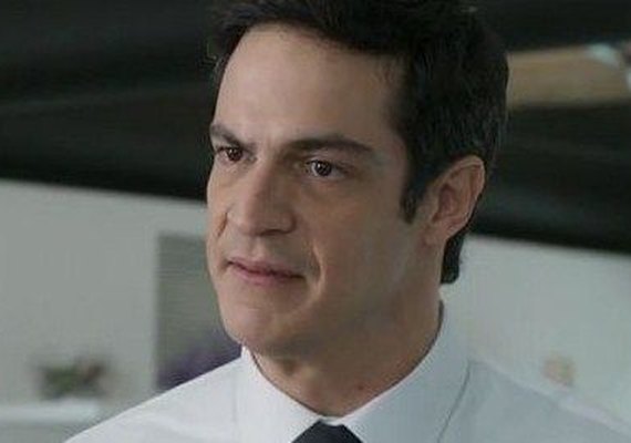 'Pega Pega': Eric desiste de fechar hotel após ameaça de Bebeth