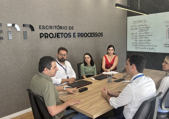 Seplag visita Reitoria da Uneal para conhecer modelo de gestão do Escritório de Projetos e Processos
