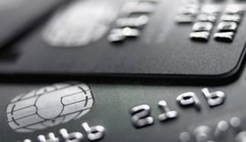 Juros de cheque especial e cartão de crédito sobem em novembro