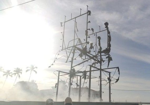 Cartão-postal de Salvador, monumento é destruído por incêndio