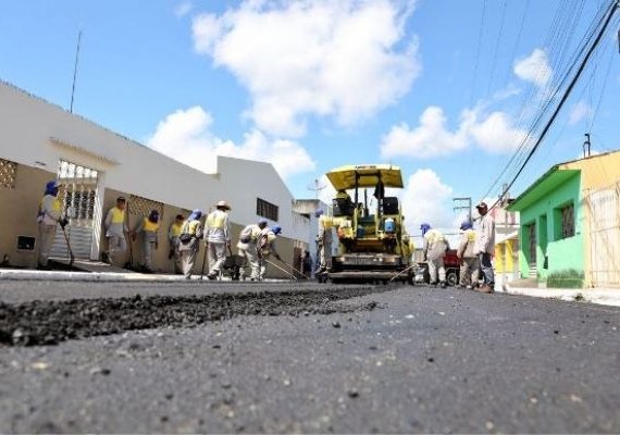 Governo anuncia pavimentação de conjunto habitacional em Matriz de Camaragibe