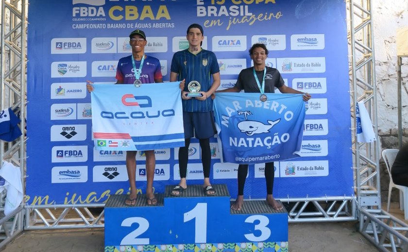 Alagoano Felipe Knowles sobe ao pódio nacional em travessia de 4 km na Bahia