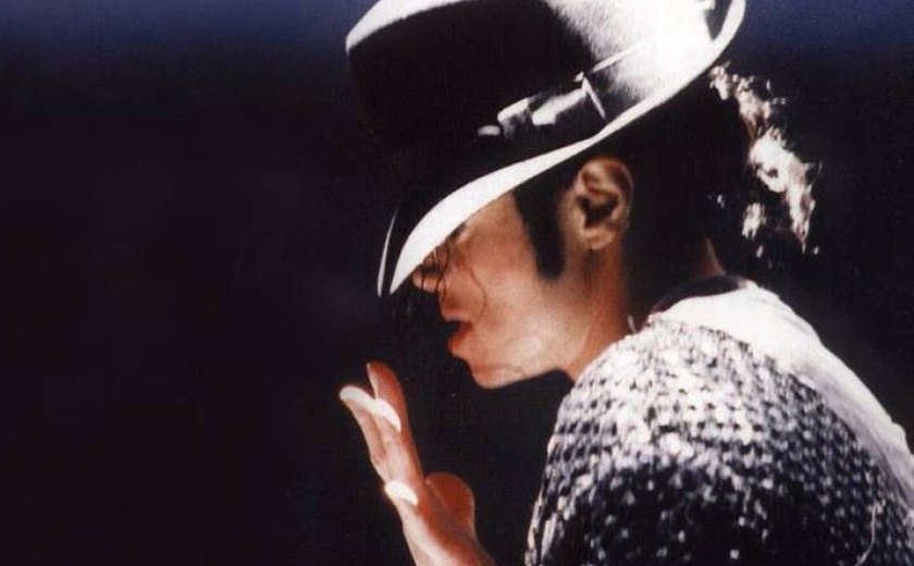 A celebridade mais bem paga do mundo mesmo após a morte