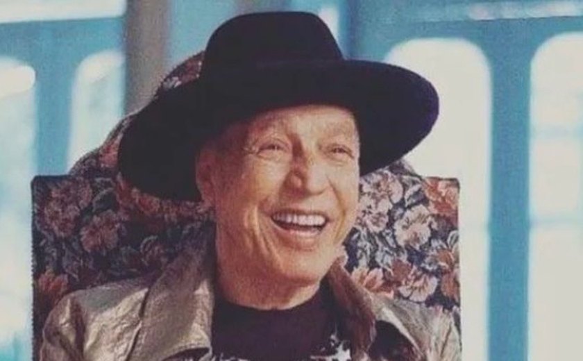 Morre Luiz Galvão, poeta e fundador dos Novos Baianos, aos 87 anos
